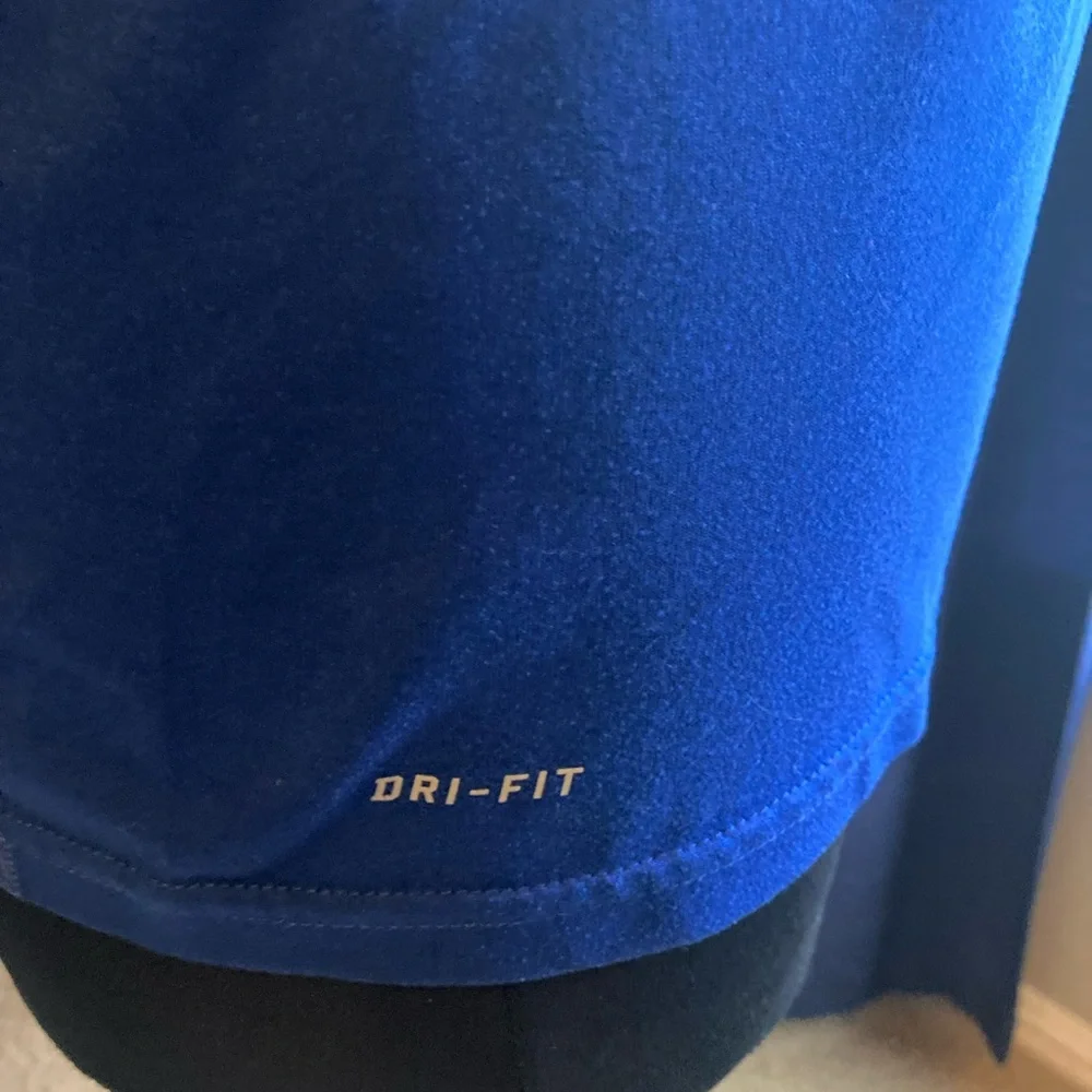 Nike Texas Rangers dri fit vneck Tshirt size small - Picture 3 of 7